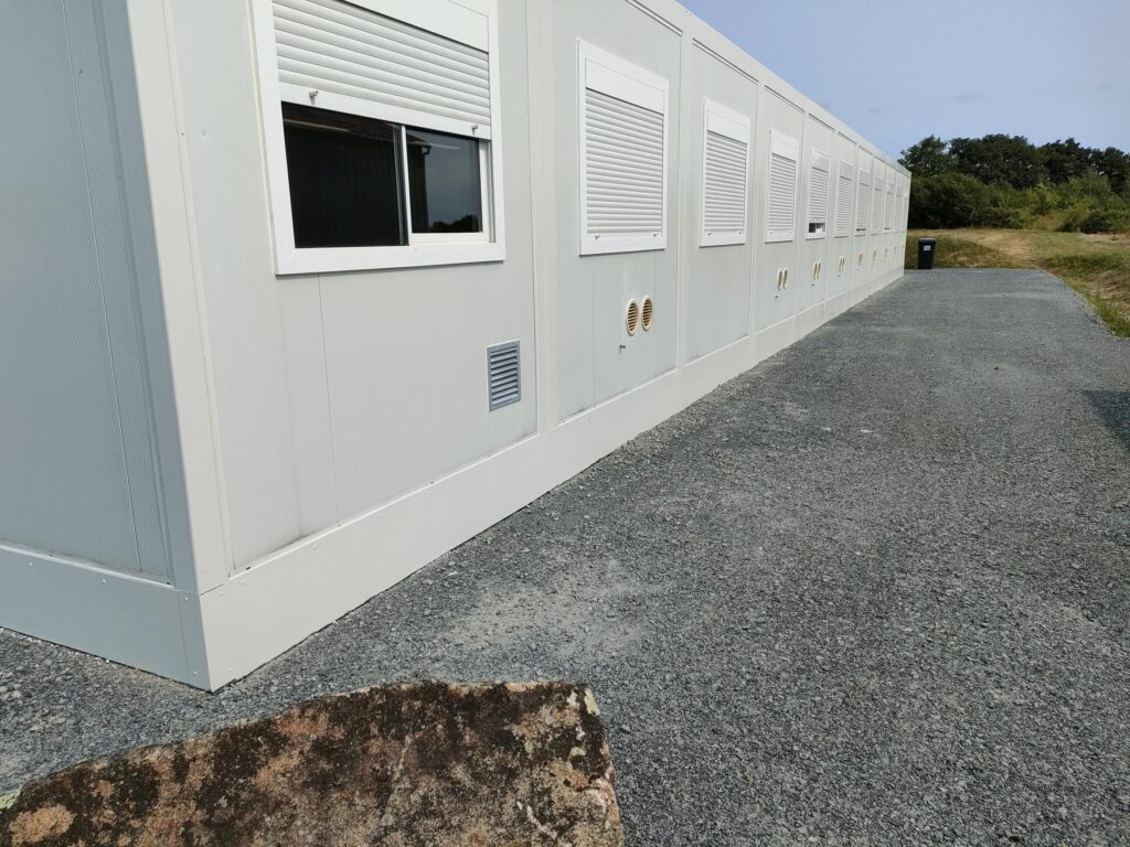 Projet de maintenance évolutive avec une jupe de soubassement pour modulaire