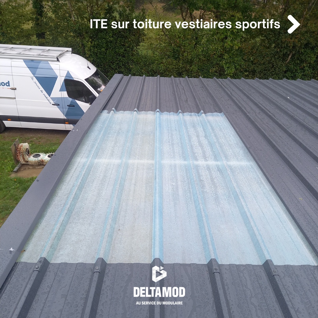 rénovation de la toiture d'un bâtment préfabriqué avec la solution ITE modulaire